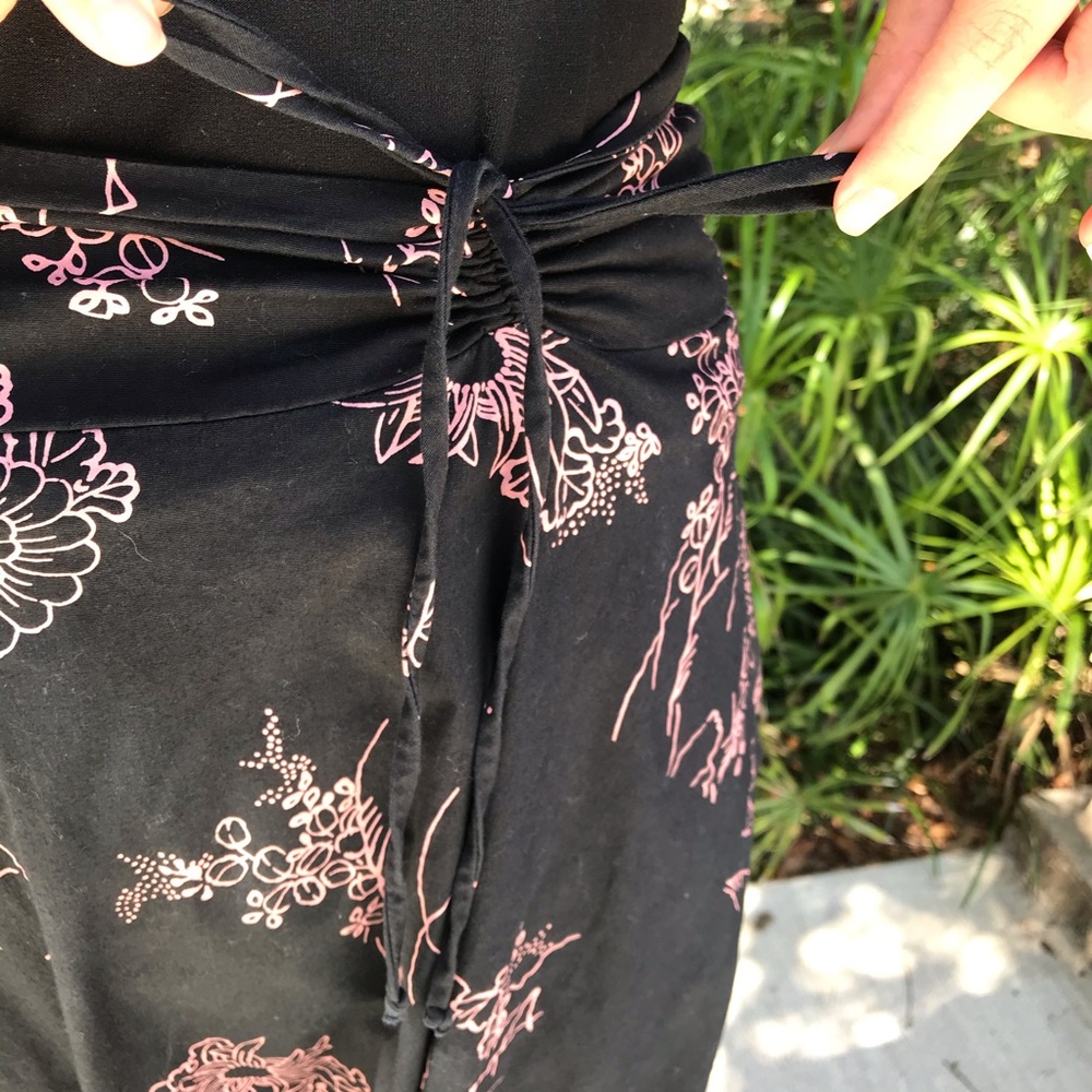 Papaya | Black A-Line Skirt with Flower Pattern - Picture 7 of 7
